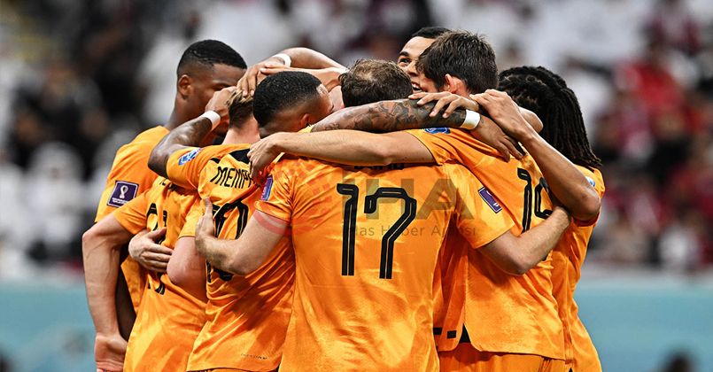 Hollanda ve Senegal, Dünya Kupası'nda son 16'ya kaldı