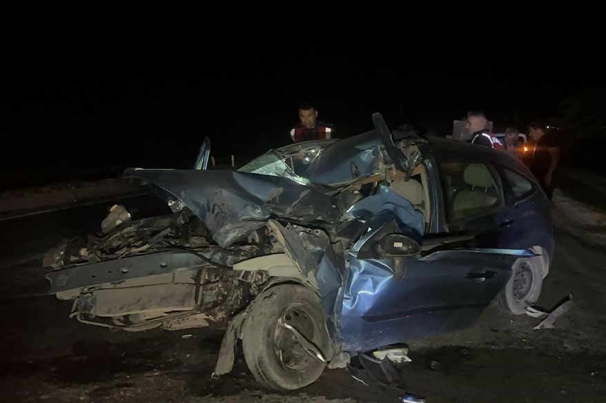 Nevşehir’de otomobil ile kamyon çarpıştı: 1 ölü, 2 yaralı