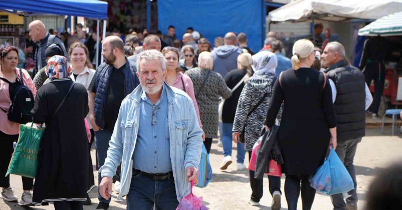 Edirne’de Bulgarların alışveriş mesaisi sürüyor