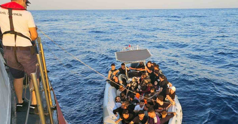 Fethiye’de 31 düzensiz göçmen kurtarıldı, 22 düzensiz göçmen yakalandı