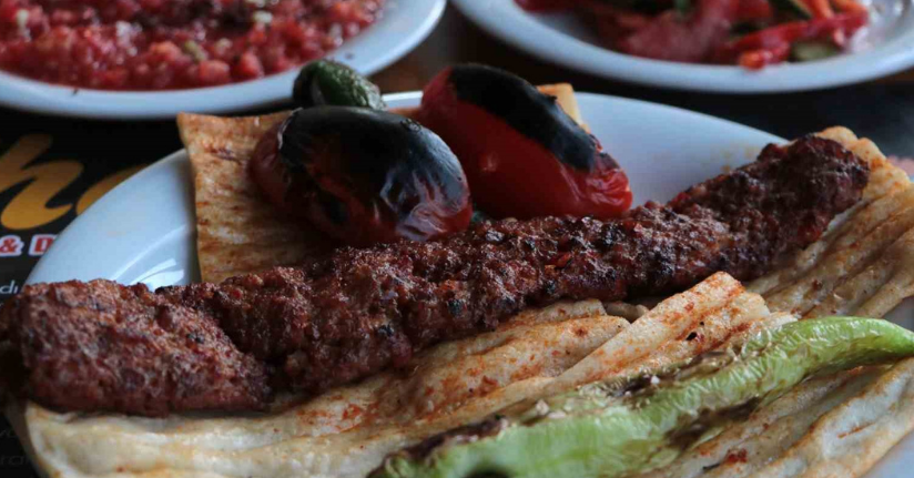 ‘Tescilli Adana Kebabı Ustalık Eğitimi’ başvuruları başladı