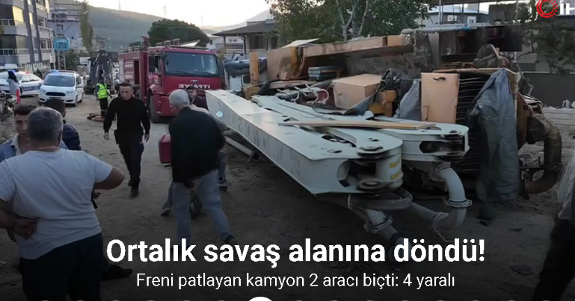 Freni patlayan kamyon 2 aracı biçti, ortalık savaş alanına döndü: 4 yaralı