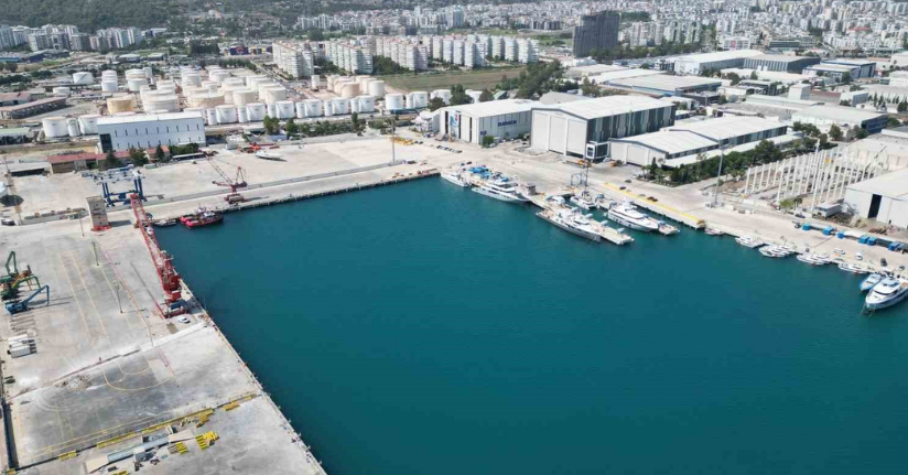 Antalya Serbest Bölge’nin yıllık ticaret hacmi ortalama 1,1 milyar dolara ulaştı