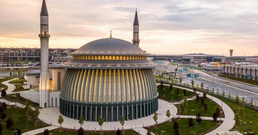 İGA’dan Ali Kuşçu Camii’nde 