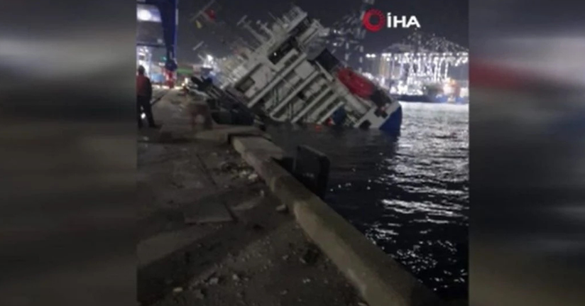 İstanbul Ambarlı Mardaş Limanı’nda AMNAH isimli konteyner gemisi bilinmeyen bir nedenle yan yattı