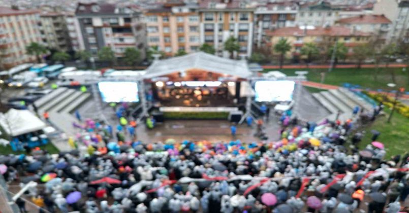 Bahçelievler’de Ferdi Tayfur’u yüzlerce seveni şarkılarıyla andı