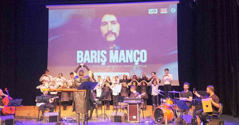 Barış Manço ölüm yıldönümünde şarkılarla anıldı