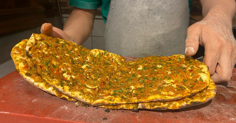 İstanbul'da lahmacun fiyatı tartışması; Esenler'de 60, Göktürk'te 250 lira