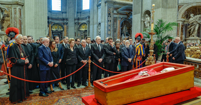 Papa Franciscus için cenaze töreni 