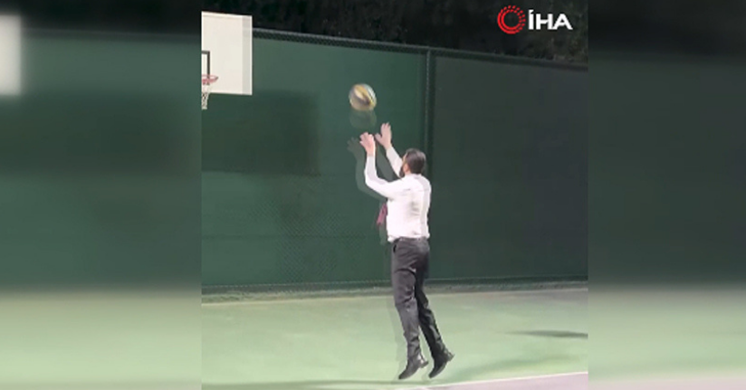 Suriye Devlet Başkanı eş-Şara, Şam’da basketbol oynadı