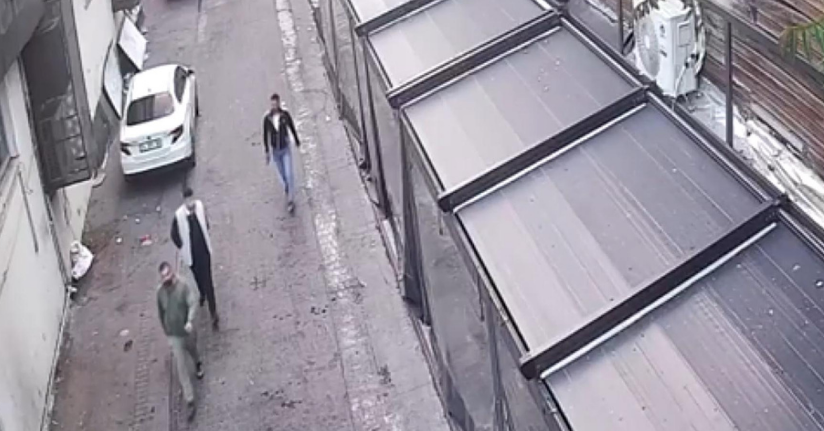 Beşiktaş’ta eğlence mekanına silahlı saldırı kamerada: