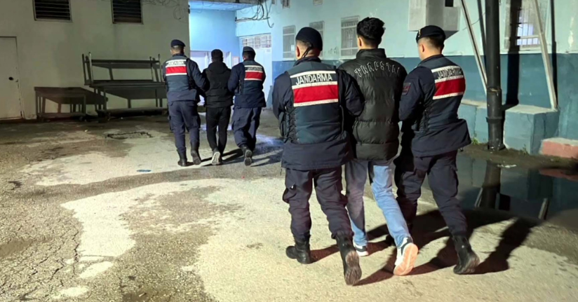 Sahte araç kiralama siteleriyle 160 milyon TL dolandıran çeteye operasyon: 7 tutuklama