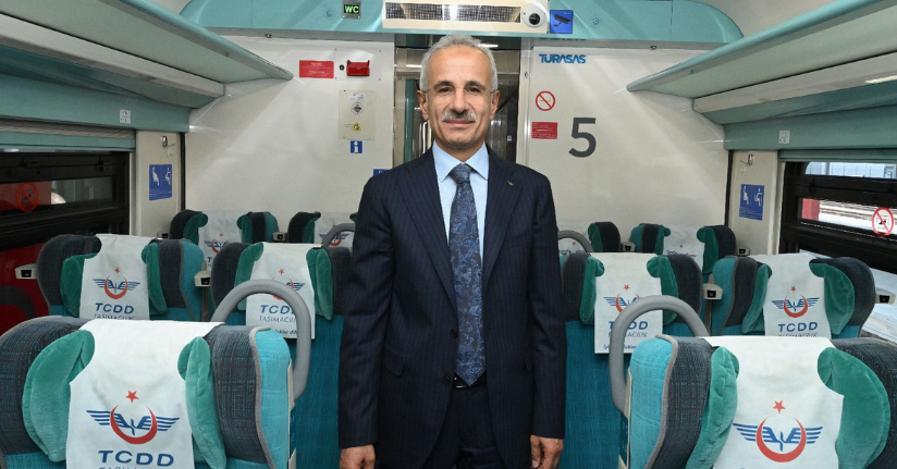Bakan Uraloğlu: Demir yolunda bayram yoğunluğuna hazırız