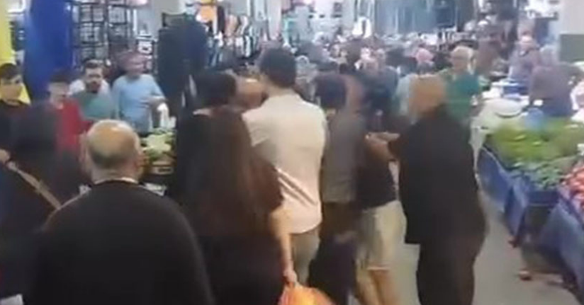 Pazarcı esnafı tarafından kızının yanında darp edildi
