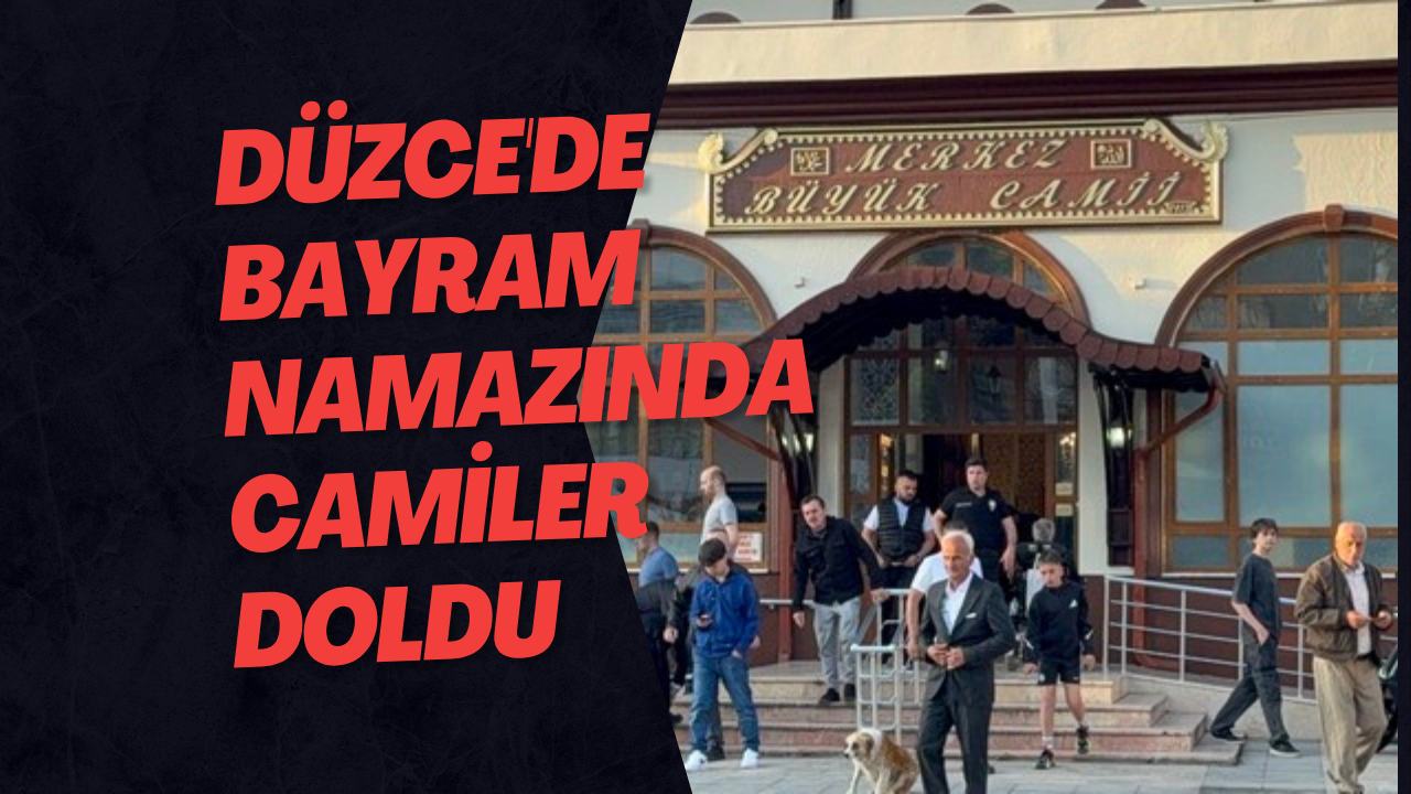 Düzce'de Bayram Namazında Camiler Doldu