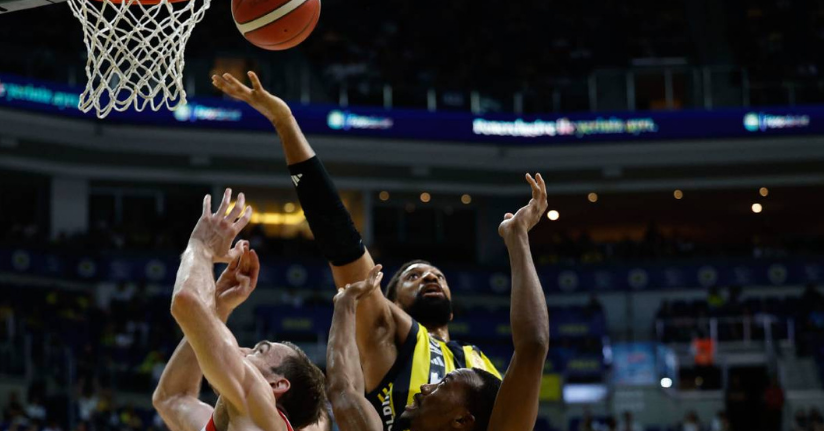 Fenerbahçe seride 1-0 öne geçti