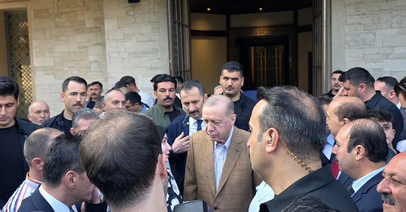 Cumhurbaşkanı Erdoğan Bayram namazını Marmaris Okluk Millet Camii’nde kıldı