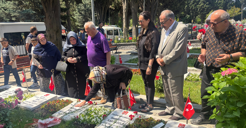 Vezneciler şehitleri terör saldırısının 9'ncu yılında anıldı
