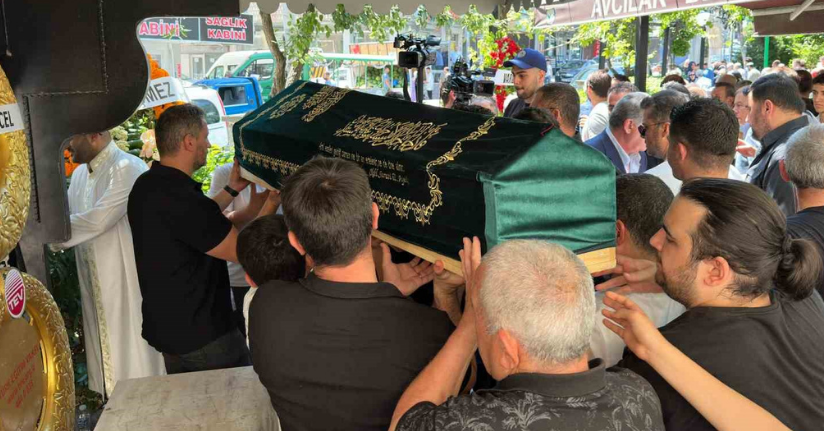 Serdar Topraktepe’nin ağabeyi Ayhan Topraktepe son yolculuğuna uğurlandı