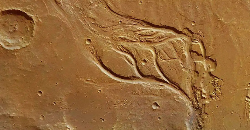 Mars'ta eski nehir izleri keşfedildi