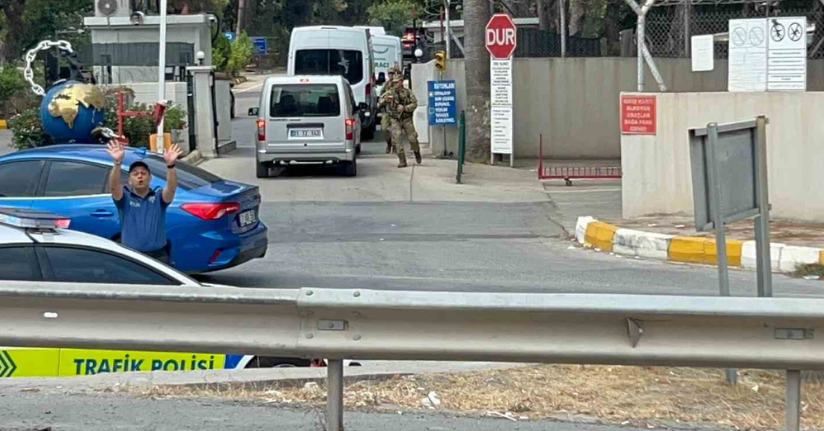 İskenderun’da şehitler için tören düzenlendi
