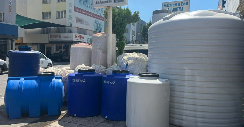 İzmir'de su deposu satışları yüzde 100'ün üzerinde arttı