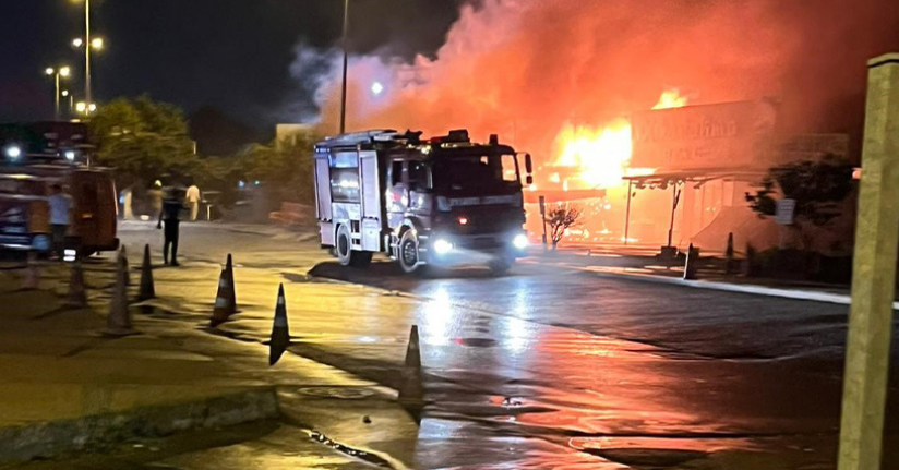 Kartal’da balıkçı barınağı alev alev yandı