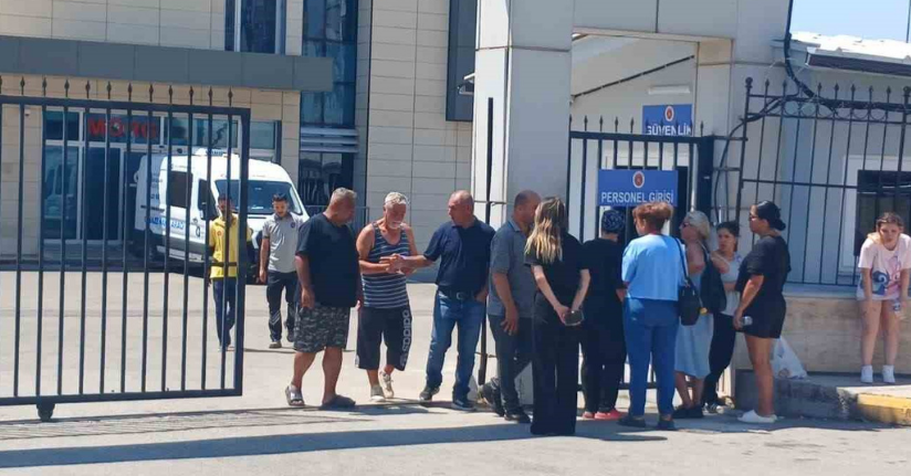 Gençlerin telefonda başlayan tartışması kanlı bitti: 1 ölü, 1 yaralı