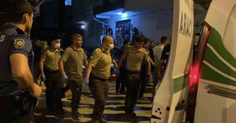 Eşini tabancayla öldüren koca, aynı silahla intihar etti