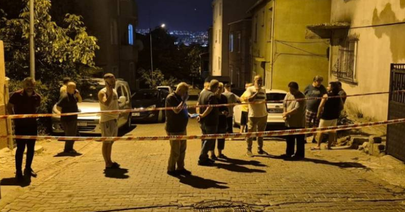 Büyükçekmece’de duvarlarından sesler gelen 2 bina boşaltıldı
