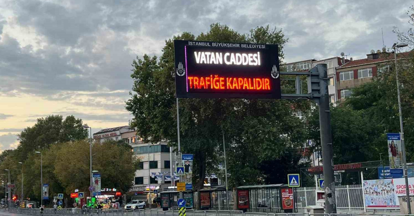 İstanbul’da 30 Ağustos Zafer Bayramı kutlama provaları nedeniyle bazı yollar trafiğe kapatıldı