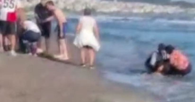 Serinlemek için denize giren 4 arkadaştan 2'si boğuldu