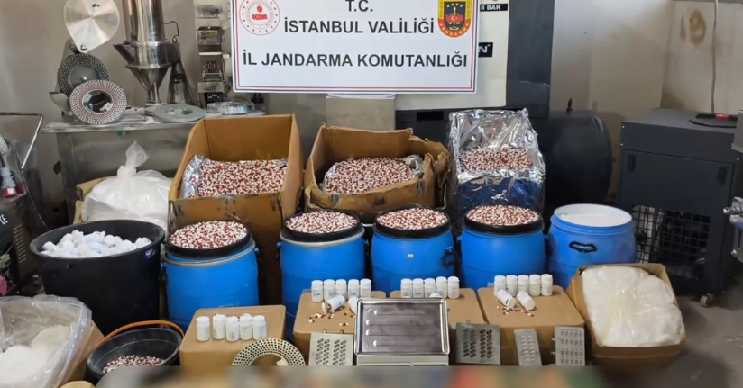 İstanbul'da 847 bin 600 uyuşturucu hap ele geçirildi