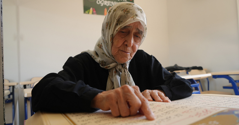 87 yaşında Kur’an-ı Kerim okumayı öğrendi