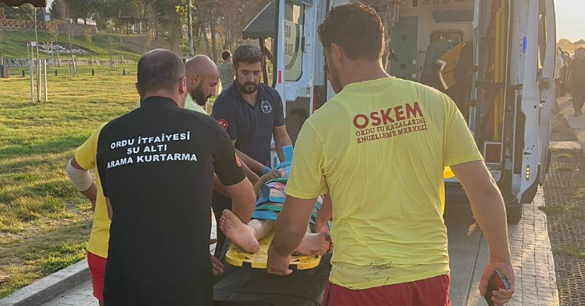 Ordu’da öğretmen boğulma tehlikesi geçiren çocuğu kurtarırken dalgalara kapıldı