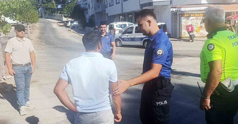 Ehliyetsiz sürücüyü korumak için yalan söyledi, karakola götürüldü