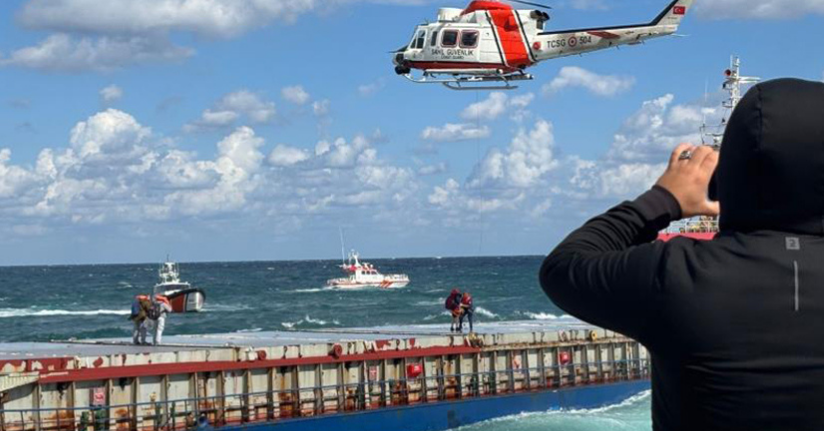 Kocaeli’de nefes kesen operasyon: Helikopterle kurtarılıyorlar