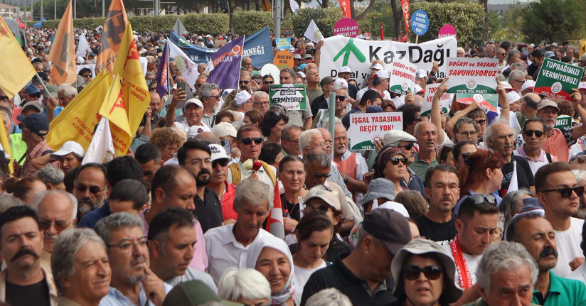 Özgür Özel: Kamu yararı gözetmeyen, gözü dönmüş madenciliğe sonuna kadar karşıyız