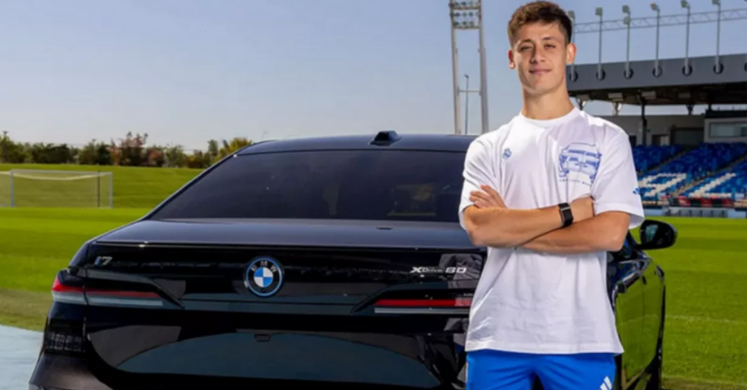 BMW’den Real Madrid’e Lüks Jest: Arda Güler Yeni Aracıyla Poz Verdi