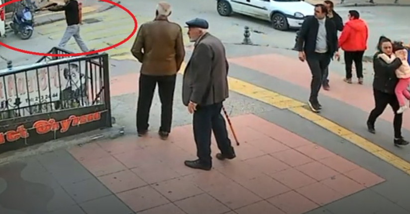 Sokak ortasında husumetlisine defalarca ateş etti