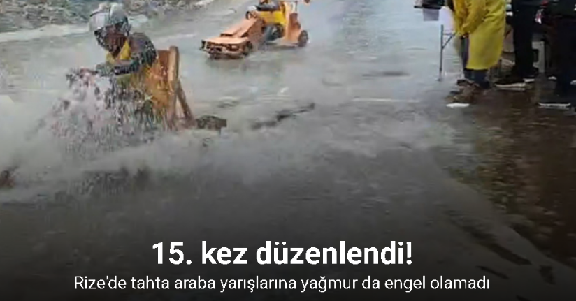Geleneksel tahta araba yarışlarına yağmur da engel olamadı