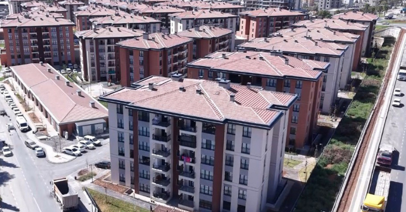 Depremin simgesi Ebrar Sitesi yeniden doğdu