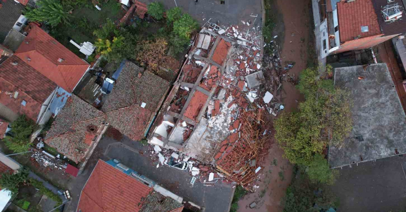 Sındırgı depreminde hasar tespit çalışmaları tamamlandı