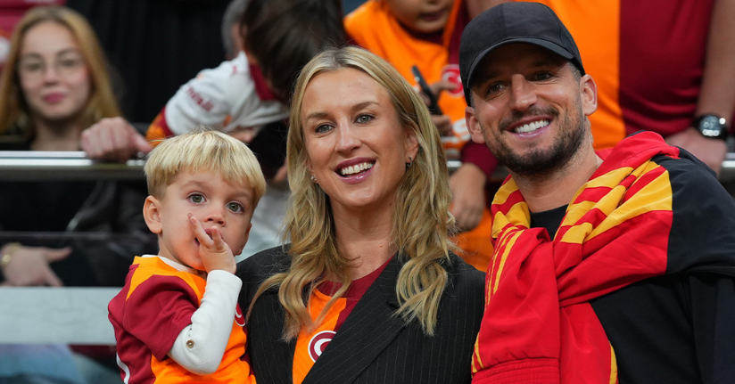 Dries Mertens ve ailesi, RAMS Park’ta