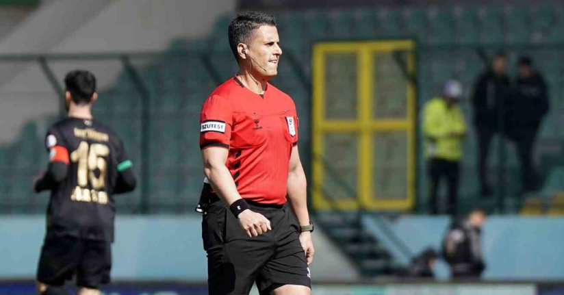 Beşiktaş - Fenerbahçe derbisinin VAR’ı Sarper Barış Saka oldu