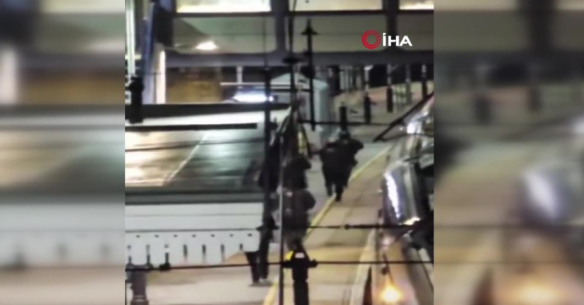 İngiltere’deki trende bıçaklı saldırı: 9’u ağır 10 yaralı