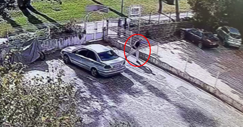 Cinayetin ardından elindeki kanı çimlere silmiş