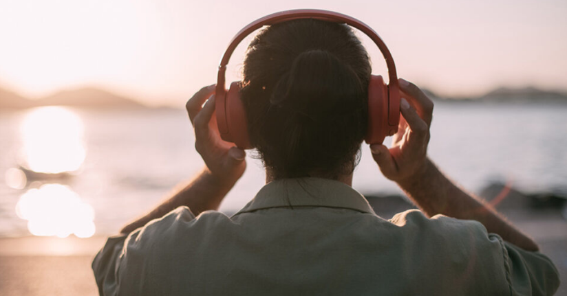 Araştırma: Müzik dinlemek demans riskini azaltabilir