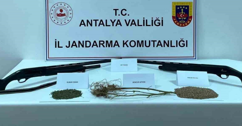 Antalya’da 1 kilo 350 gram kokain ele geçirildi