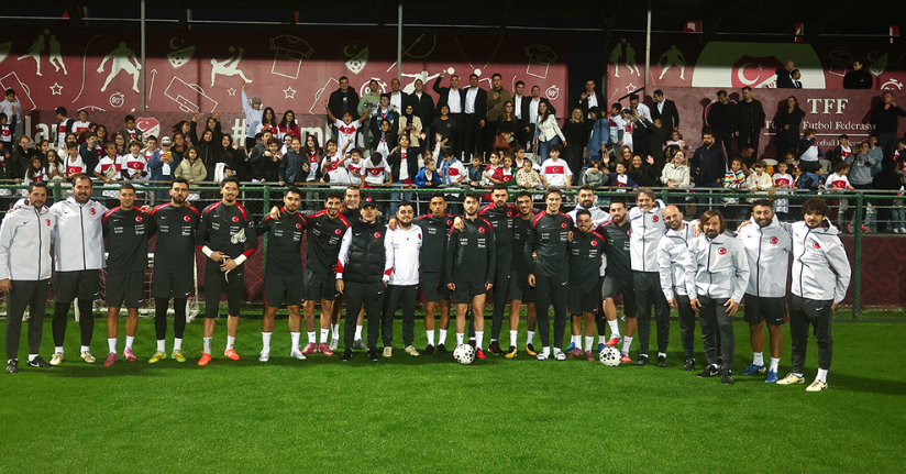 A Milli Takım, Bulgaristan ve İspanya maçlarının hazırlıklarına başladı